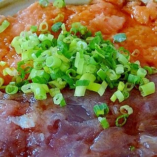 簡単★サーモン・マグロと山芋で２色とろろ丼ぶり♪